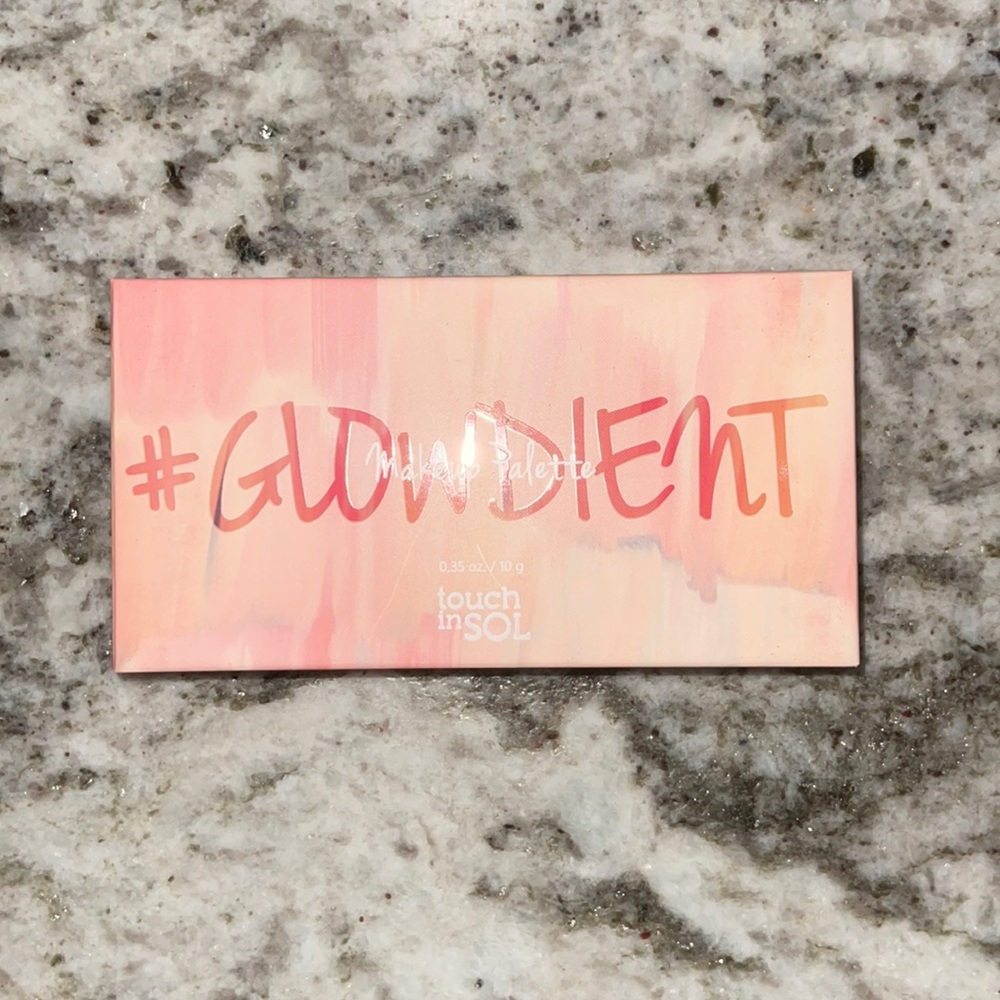 #glowdient by touch in sol